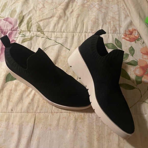 Steven by Steve Madden Bell Slip-On Wedge Sneakers Size 6 - Picture 2 of 4